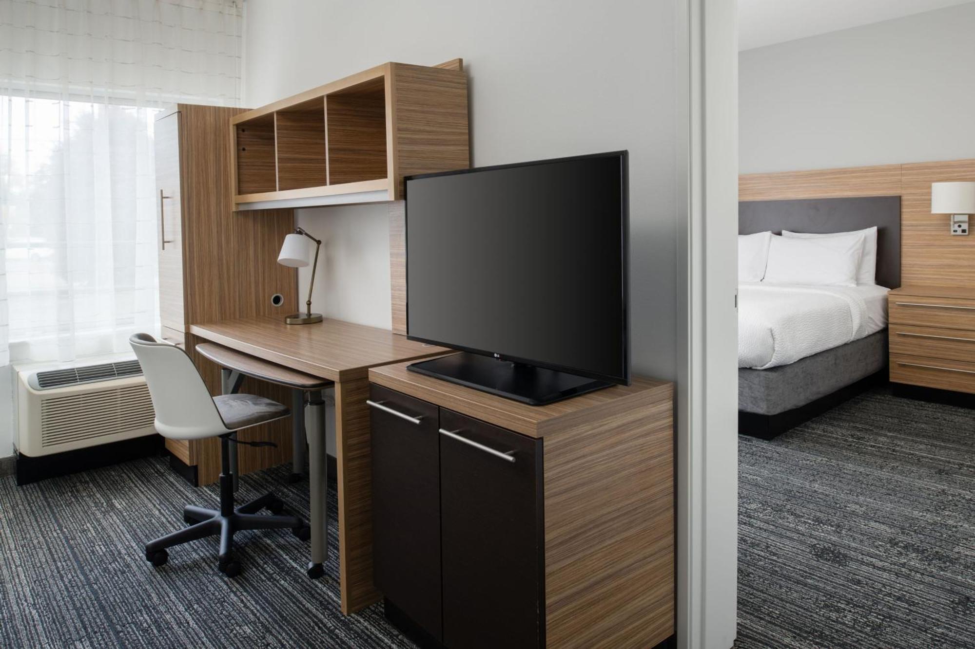 Towneplace Suites By Marriott Olympia Exterior photo